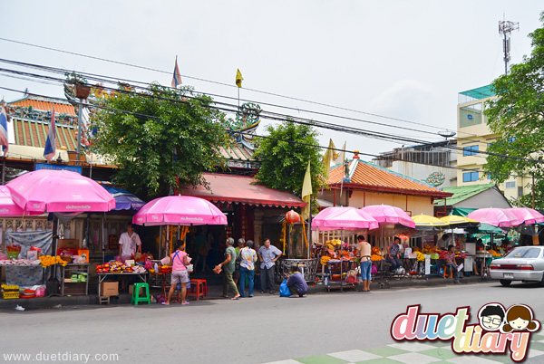 ราดหน้า,หมี่กรอบ,ราดหน้ายอดผัก,ร้านอร่อย,เสาชิงช้า,เจ้าพ่อเสือ