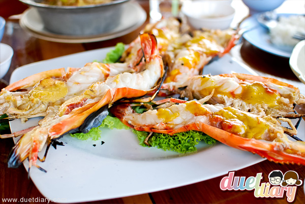 กุ้งเผา,กุ้งแม่น้ำ,กุ้งสด,กุ้งตัวใหญ่,อาหารทะเล,ซีฟู้ด,อยุธยา,เรือนไทย