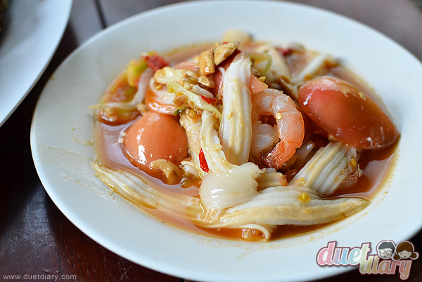 ส้มตำคุณกัญจน์,ส้มตำ,ร้านอร่อย,อร่อย,อาหารไทย,ไก่ย่าง,ร้านส้มตำ,ไม่แพง,บรรยากาศดี,ร้านอาหารไทย,ร้านน่านั่ง,ร้านแนะนำ