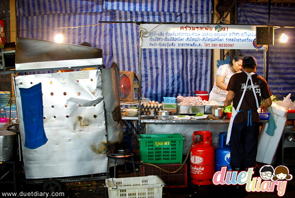 เยาวราช,ร้านอร่อย,สุกี้,กระทะร้อน,ก๋วยเตี๋ยวคั่ว,หมูสะเต๊ะ,ของกิน