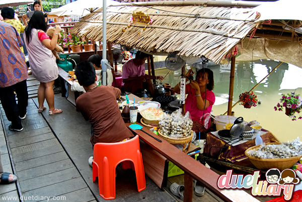 เที่ยวอยุธยา,ตลาดน้ำ,อโยธยา,ซีฟู้ด,กุ้งเผา,ปลาเผา,ตลาด,ของอร่อย,ร้านอร่อย,เที่ยวไทย,ตลาดน้ำอโยธยา,อยุธยา