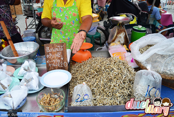 ตลาดนัด,หาดวอนนภา,ชลบุรี,สะพานปลา,อาหารทะเล,ร้านอร่อย,บางแสน