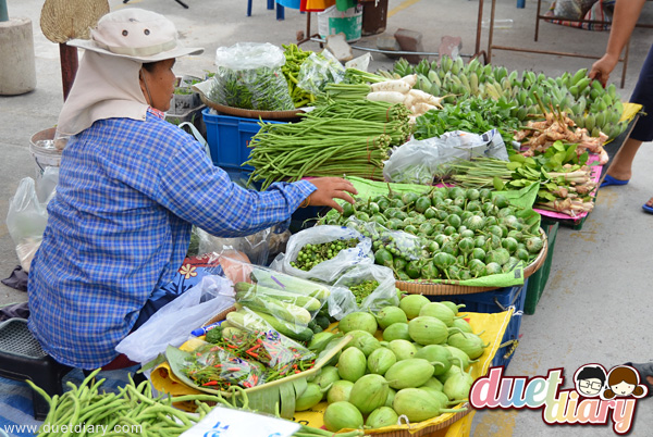 ตลาดนัด,หาดวอนนภา,ชลบุรี,สะพานปลา,อาหารทะเล,ร้านอร่อย,บางแสน