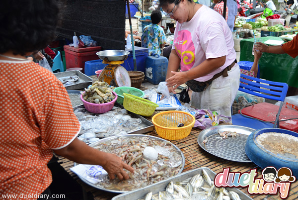 ตลาดนัด,หาดวอนนภา,ชลบุรี,สะพานปลา,อาหารทะเล,ร้านอร่อย,บางแสน