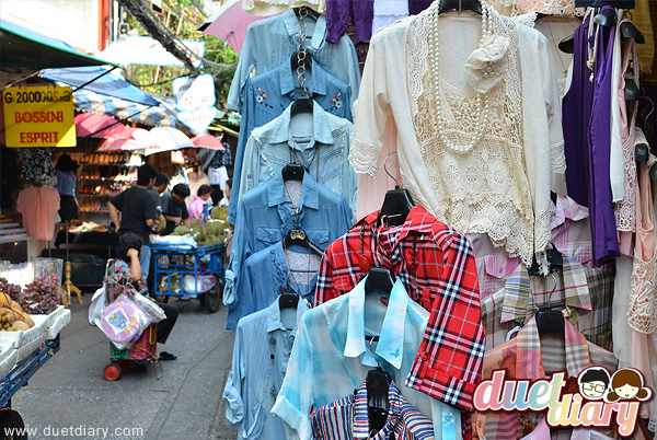 ซอยละลายทรัพย์,ซ.ละลายทรัพย์,สีลม,ตลาด,ตลาดนัด,เสื้อผ้า,ร้าน