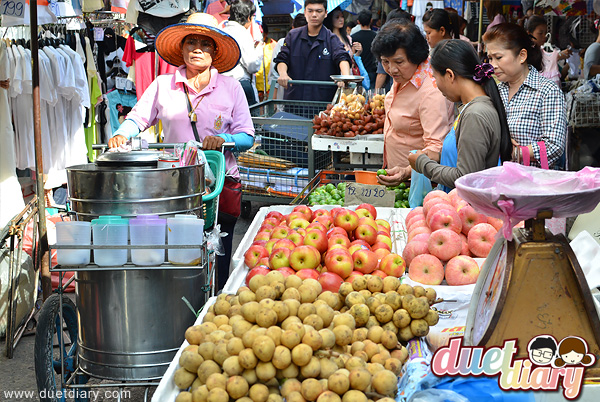 ซอยละลายทรัพย์,ซ.ละลายทรัพย์,สีลม,ตลาด,ตลาดนัด,เสื้อผ้า,ร้าน